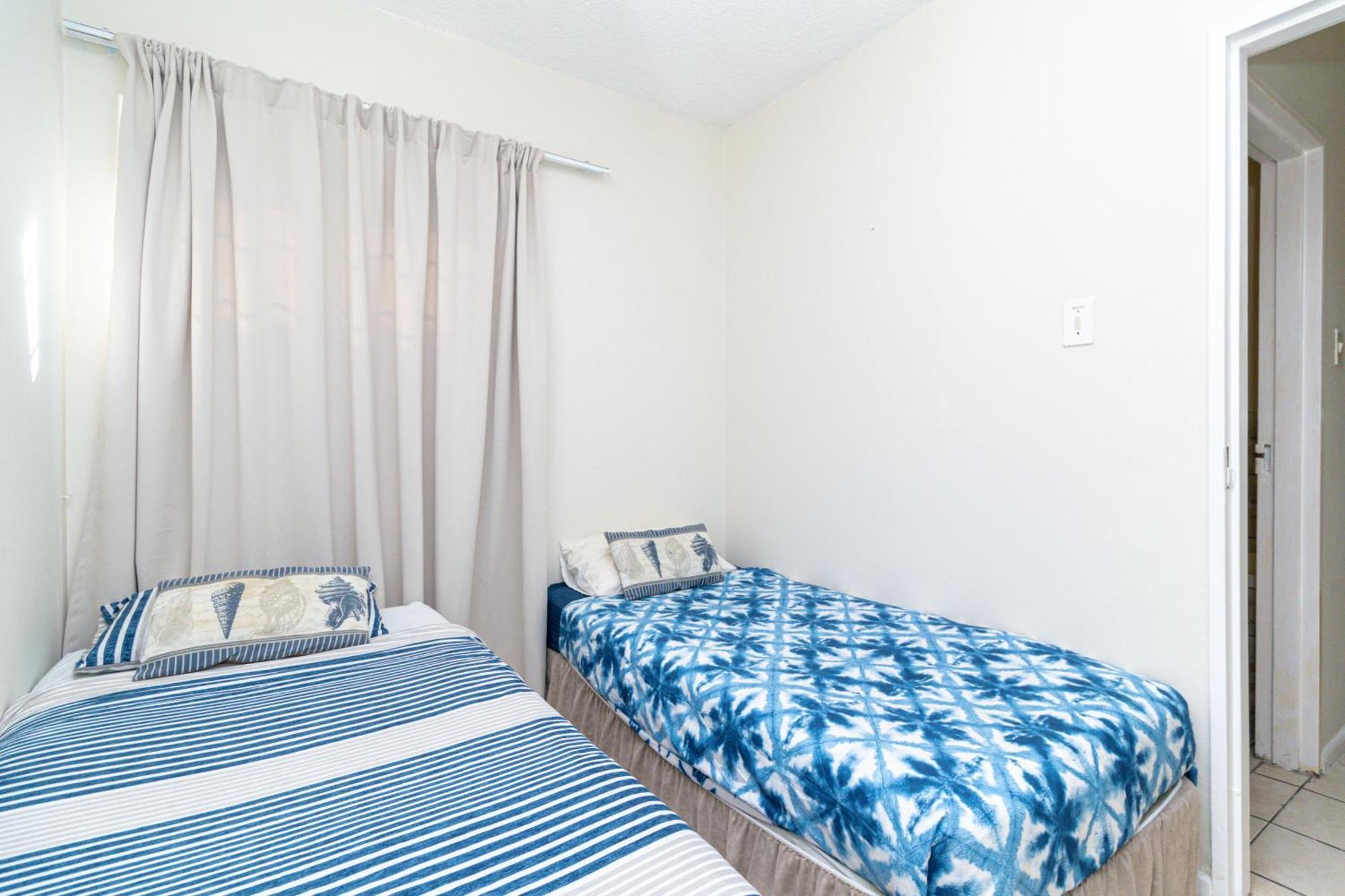Modern Seaview Apartment Port Elizabeth Exteriör bild
