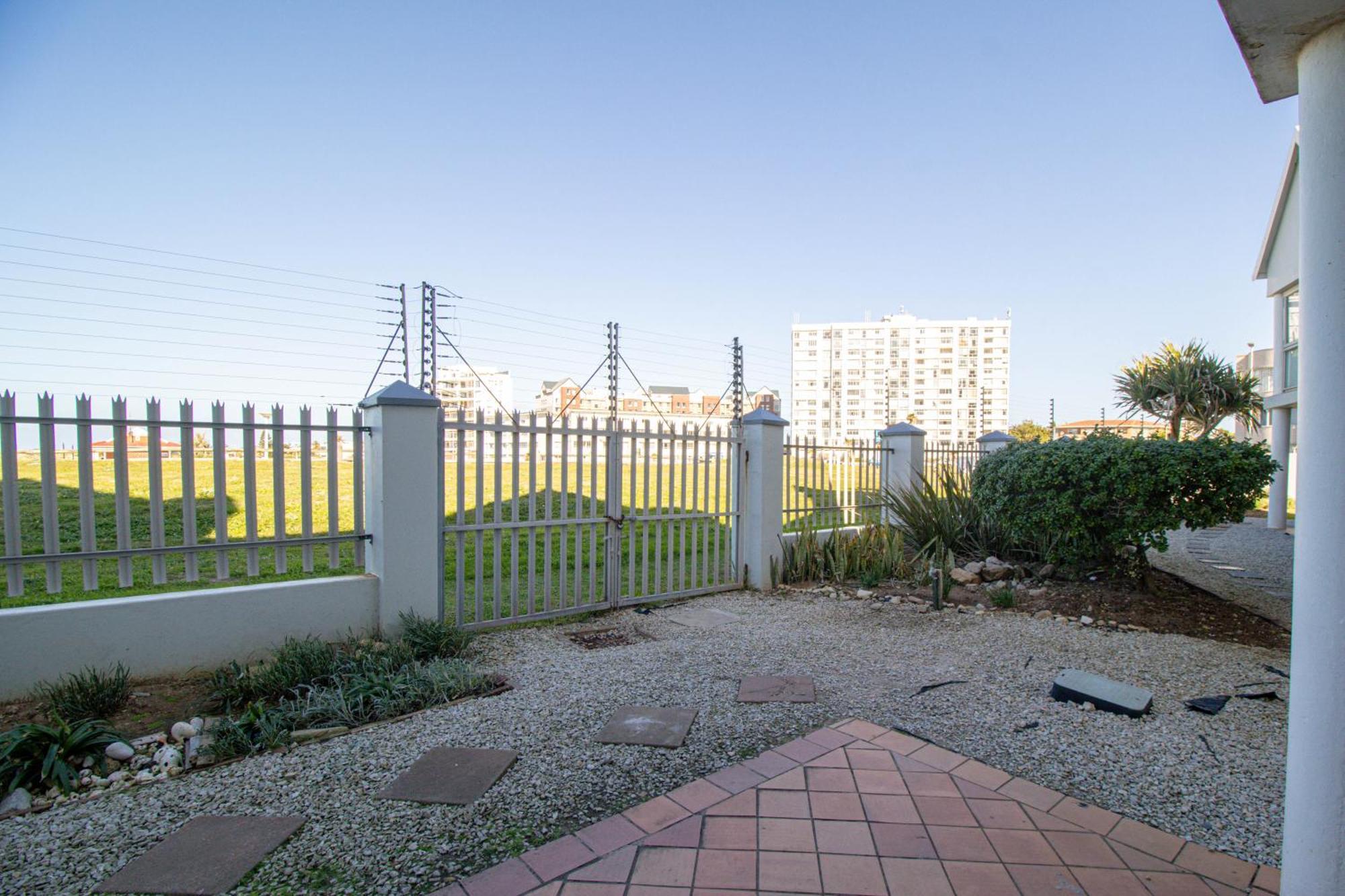 Modern Seaview Apartment Port Elizabeth Exteriör bild